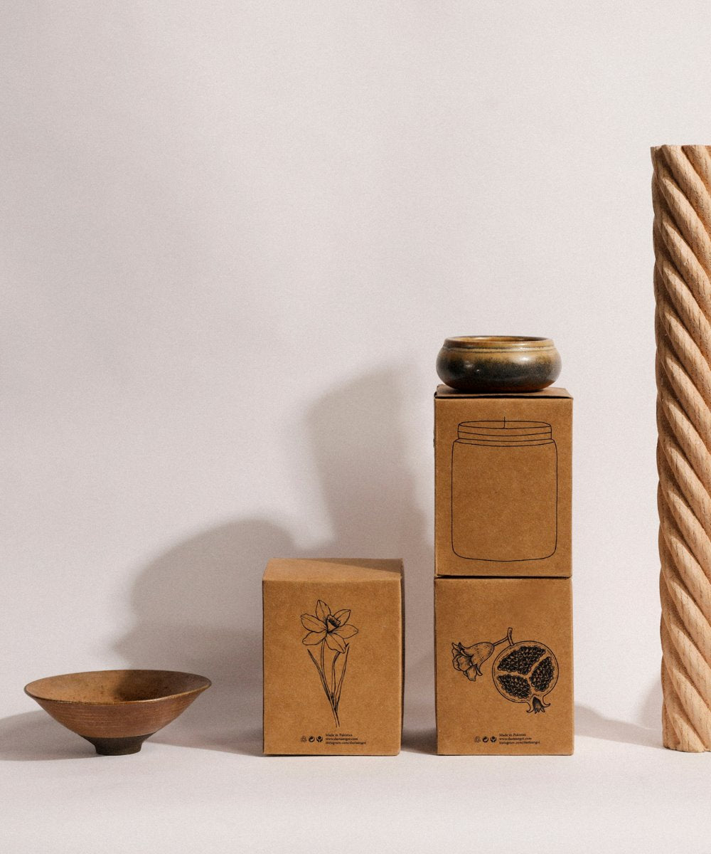Dastaangoi Bedouin Oud Scented Candle