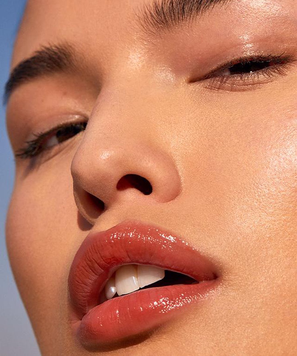 ILIA Balmy Gloss Tinted Lip Oil