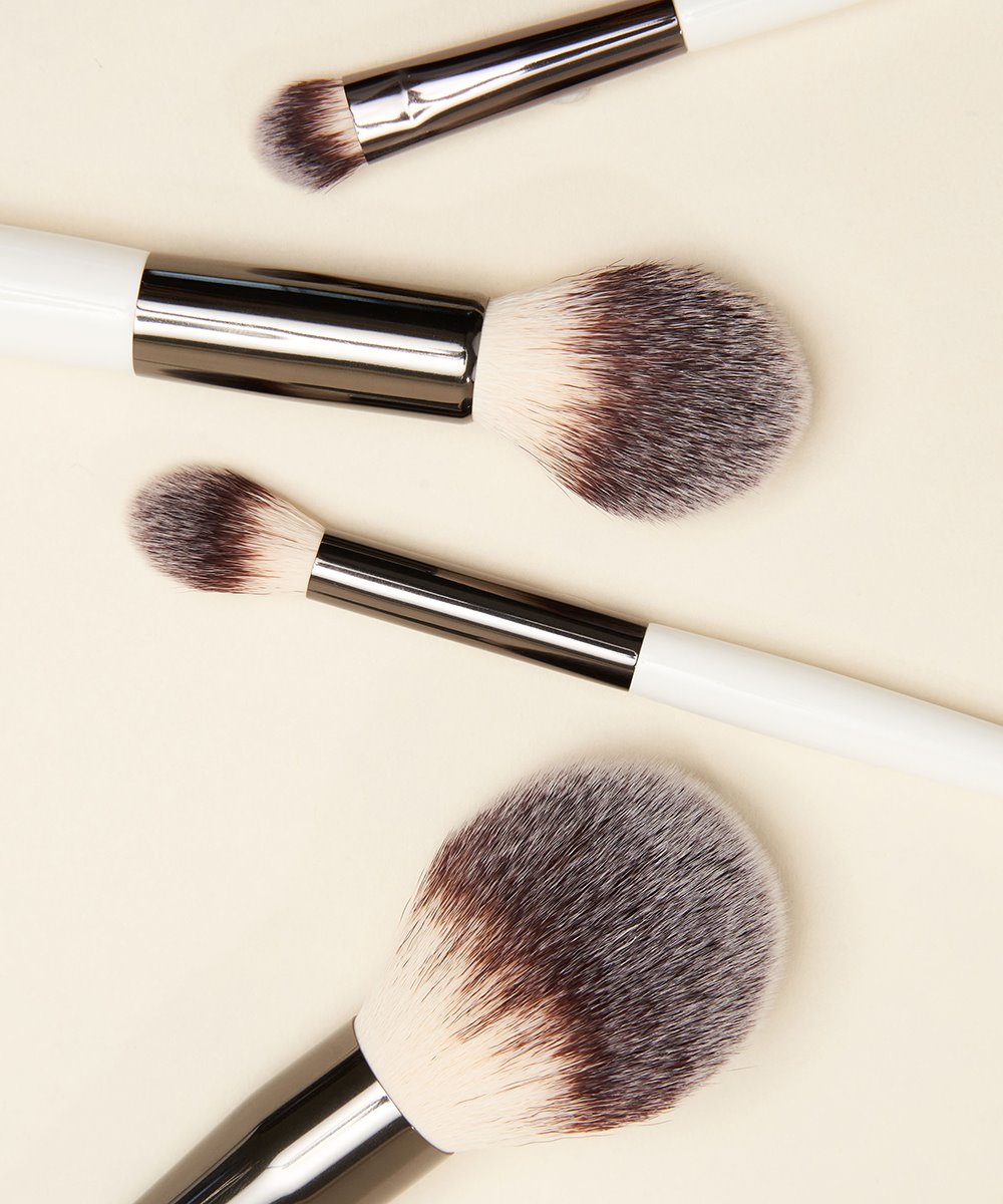 RÓEN Beauty All Over Eyeshadow Brush