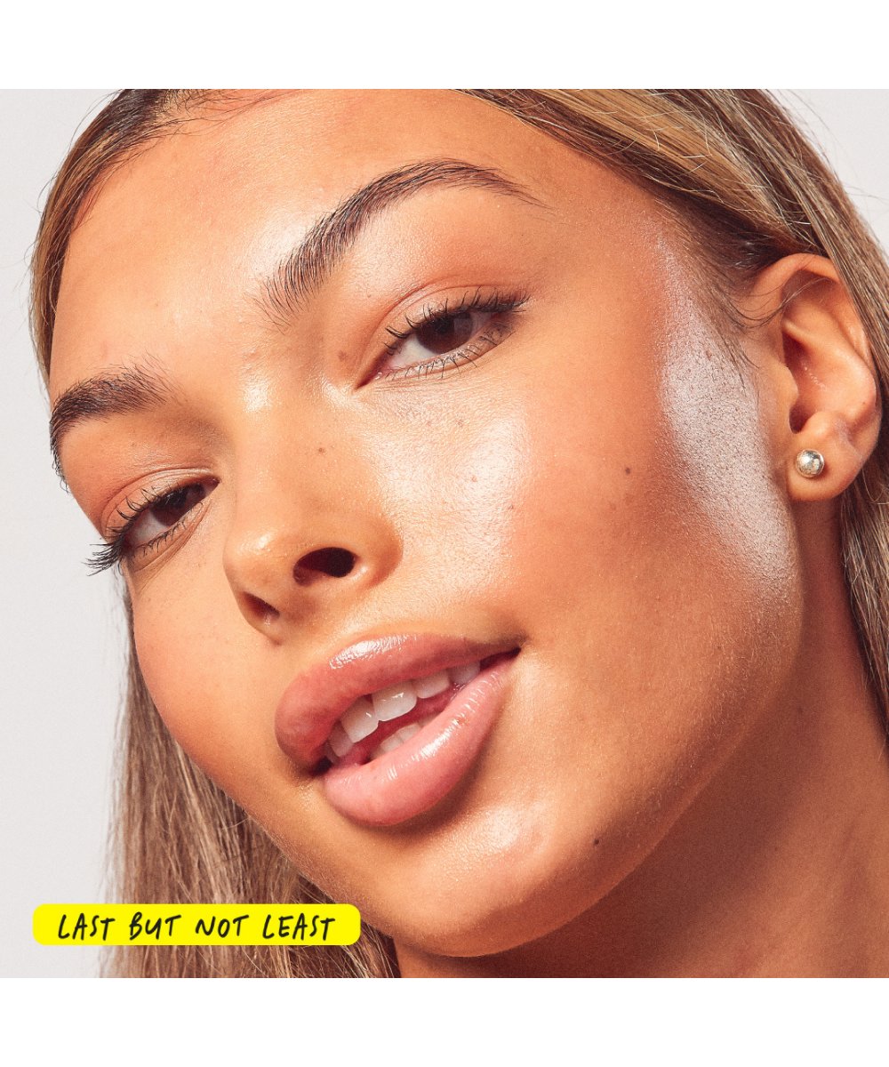 Glow Hub Glow Hub Defend Yourself Face Sunscreen Tinted SPF30 