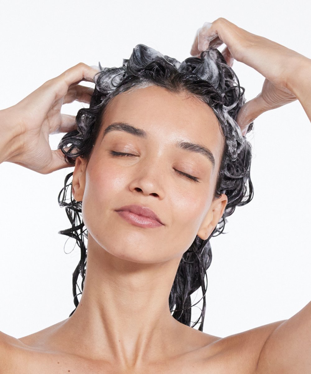 Hair by Sam McKnight Light Cleanse Hair & Scalp Shampoo 