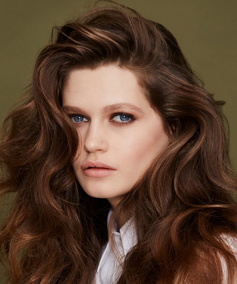 Hair by Sam McKnight Modern Hairspray Multi-Tasking Styling Mist 