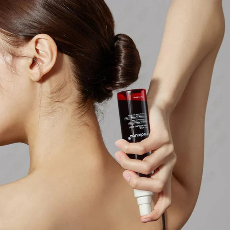 Buy Medicube Red Acne Body Peeling Shot 110g Online in Saudi Arabia - YASHIE SA
